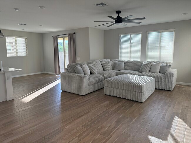 Photo - 18085 W Lupine Ave