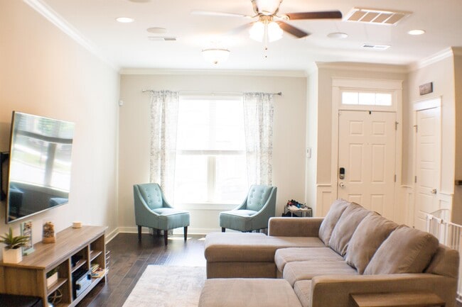 Photo - 6232 Pesta Ct