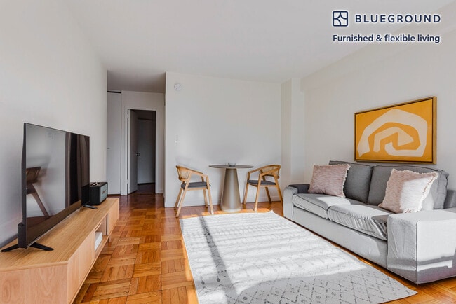 Photo - 145 4th Ave Unit FL17-ID1701