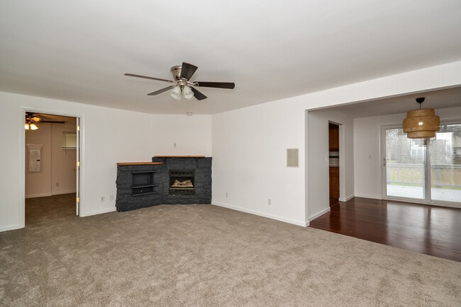 Photo - 3864 Townsley Dr