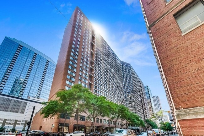 Building Photo - 211 E Ohio St Unit 1619 Rental