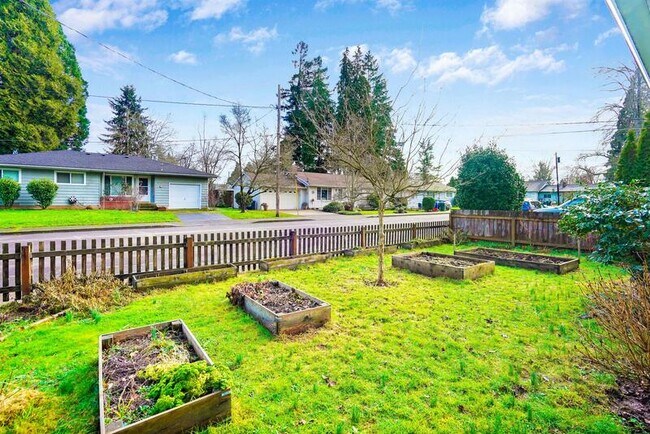 Photo - 4275 Lilly Ave SE