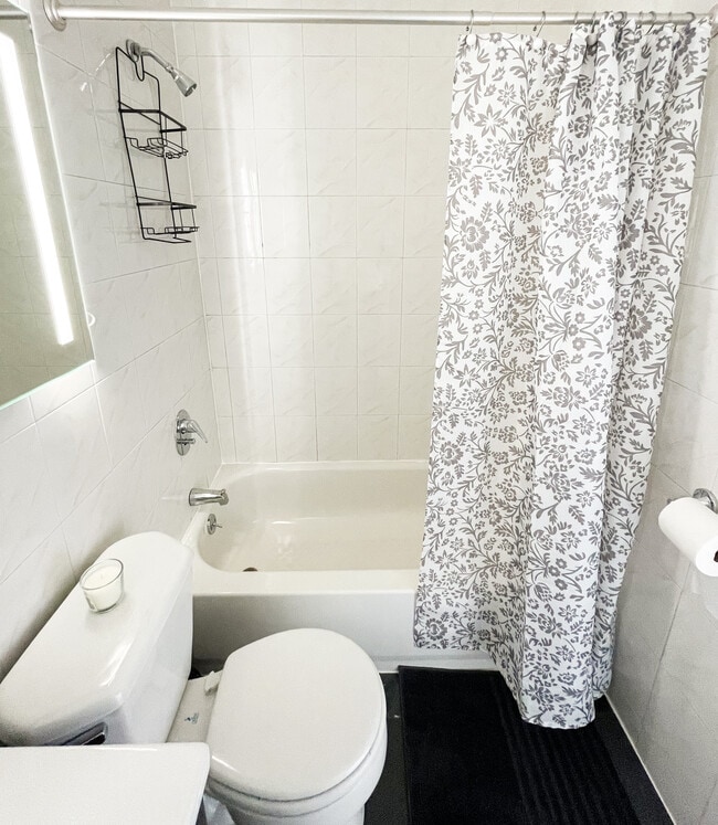 Photo - 281 Lexington Ave