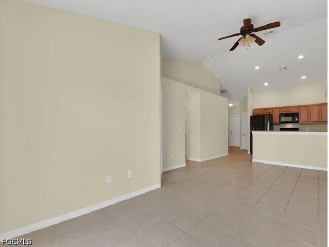 Photo - 702 SE 6th Terrace