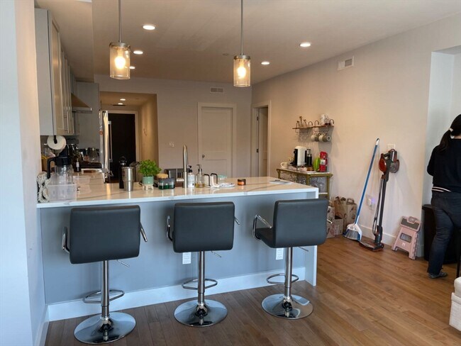 Photo - 50 Hichborn St Unit 406