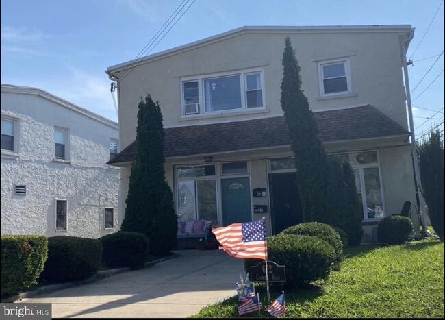 Photo - 672 Colwell Rd