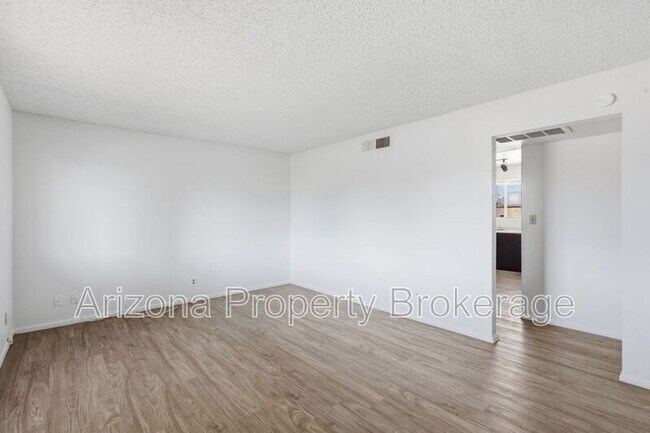 Photo - 2106 E Evergreen St