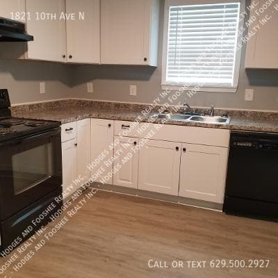 Photo - 1821 10th Ave N