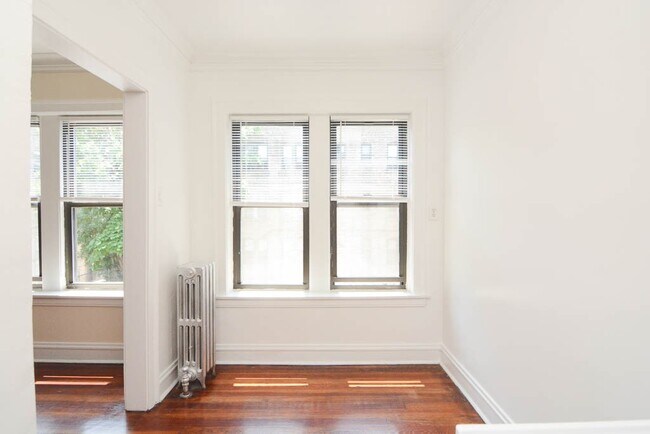 Photo - 4646 N Paulina St Unit 013