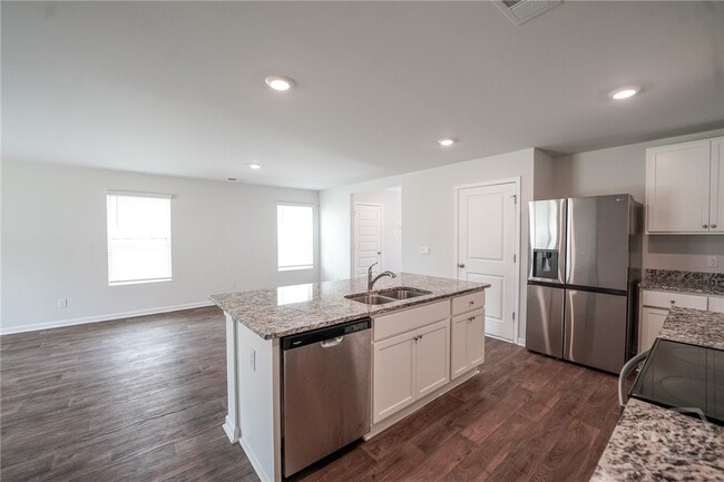 Photo - 412 Coconut Dr