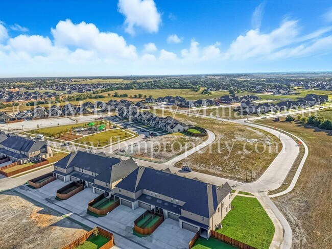 Photo - 496 Restoration Rd