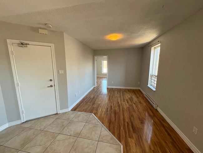 Photo - 2 Bedroom On Corner or King and Locke St Includes Parking Unit 3