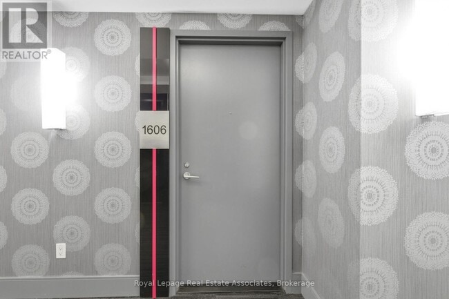 Photo - 58 Orchard View Blvd Unité 1606