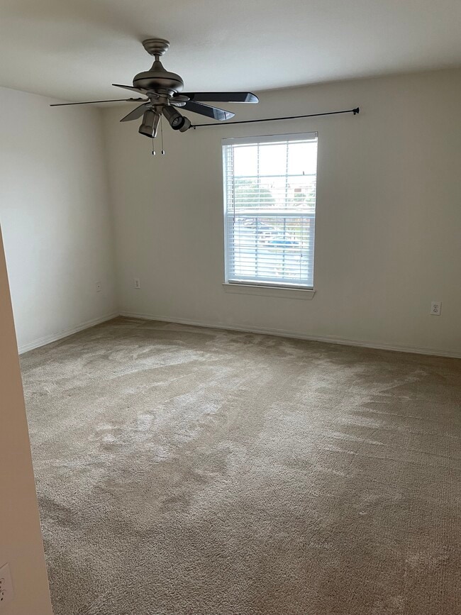 5455 Vineland Rd Unit 3304