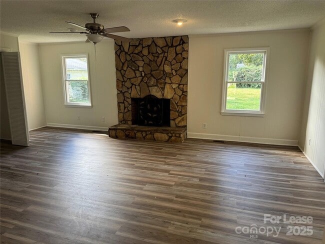 Photo - 1223 Georgetown Dr