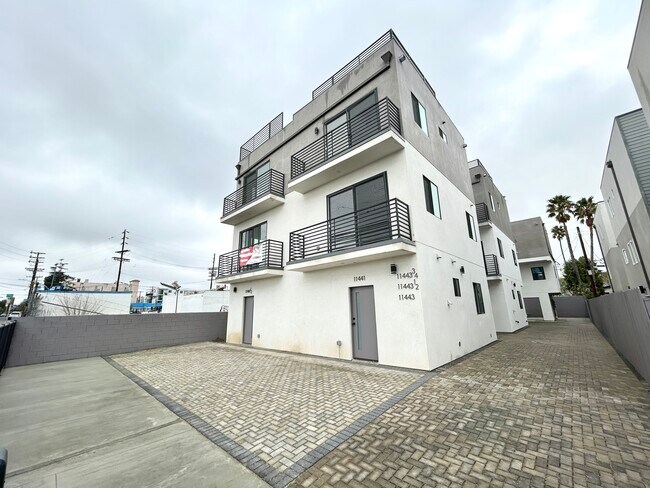 Photo - 11441 Hatteras St Townhome