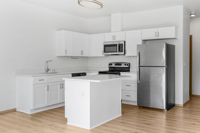 Building Photo - 4th Avenue Homes