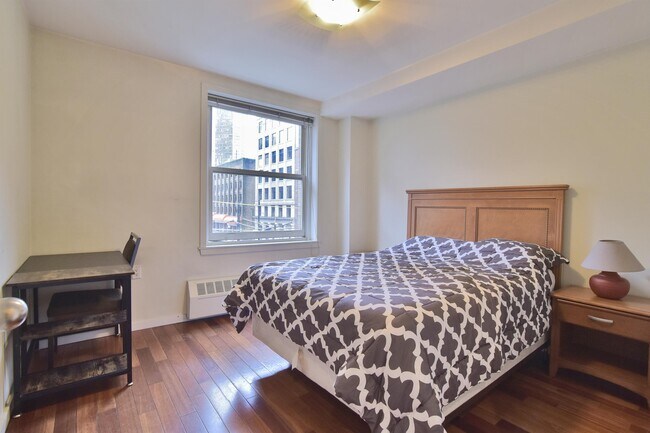 Photo - 440 Richards St Unit 302