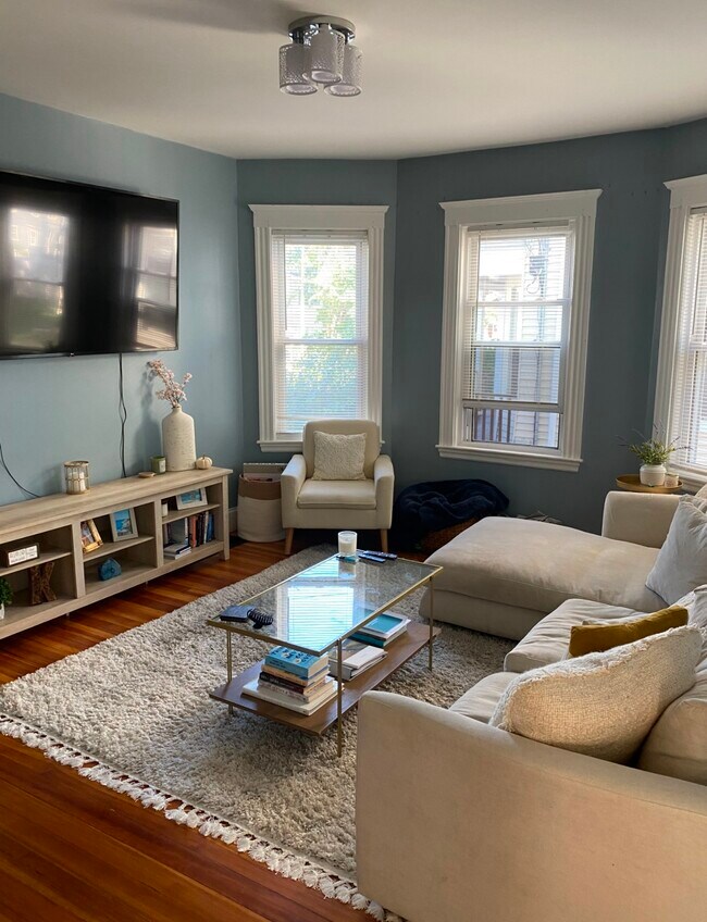 Photo - 876 Adams St Unit 1