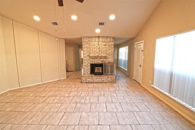 Photo - 7603 Loro Linda Dr