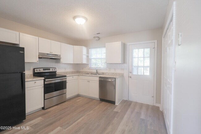 Photo - 1091 W Pueblo Dr