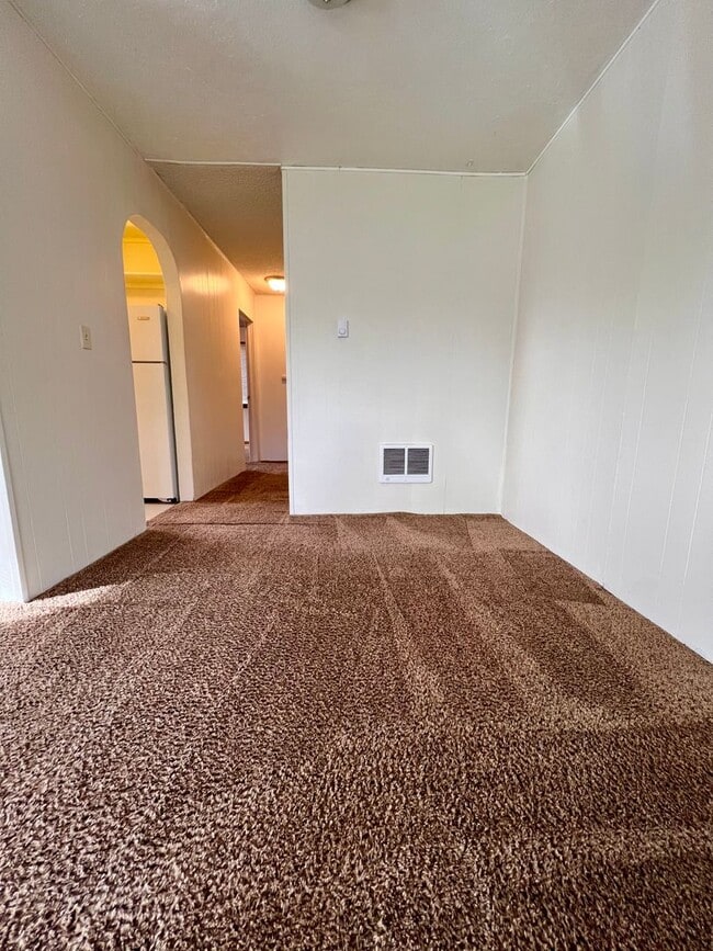 Photo - c1522 Unit B