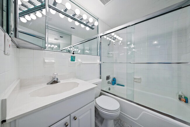 Photo - 250 Bradley Pl Unit 308