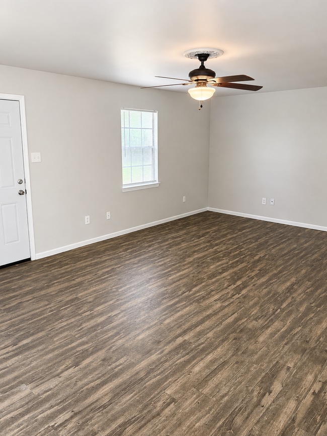 Photo - 7205 Greenbriar St