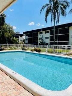 Photo - 5100 SW 64th Ave Unidad 101