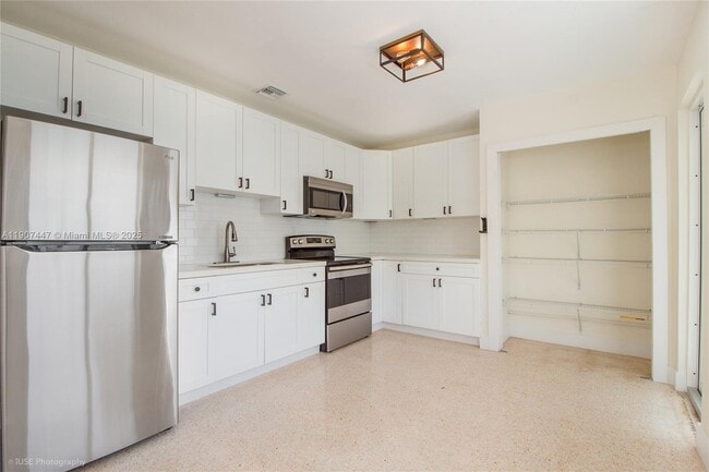 Photo - 7311 SW 63rd Ct