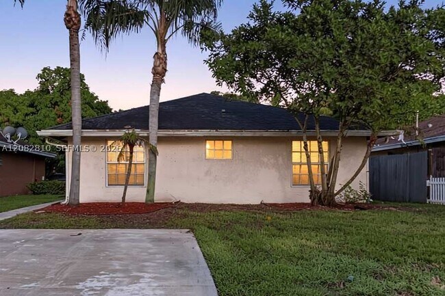 2611 Alexander Ave