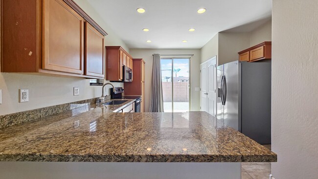 Photo - Clean and Comfortable 3 bed 2 bath with loft!