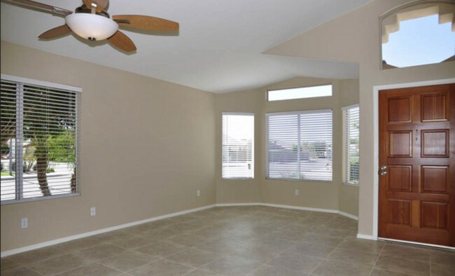 Gorgeous 3bed/2bath Home In Peoria