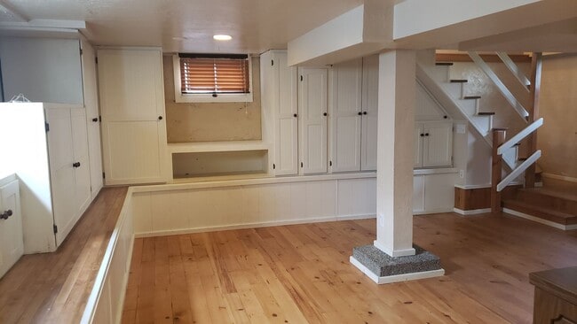 Photo - North-end quite craftsman home