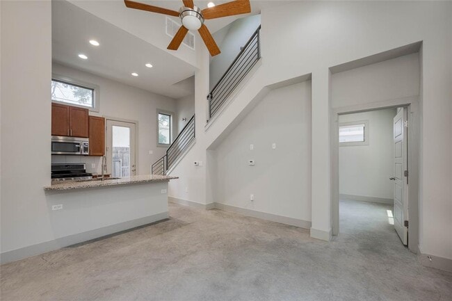 Photo - 2612 Willow St Unit B