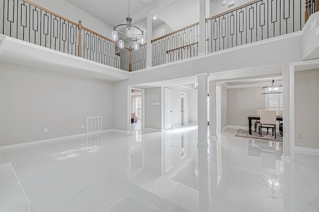 3102 Glenn Lakes Ln