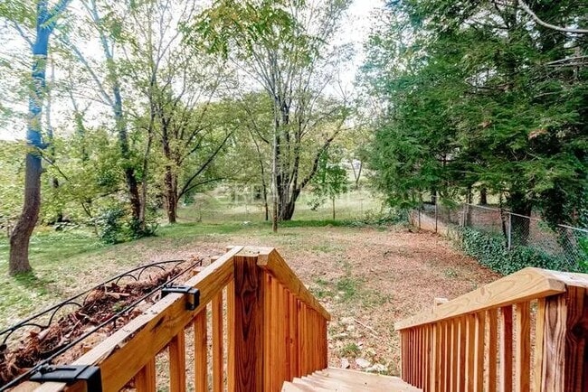 Photo - 808 3rd St SE