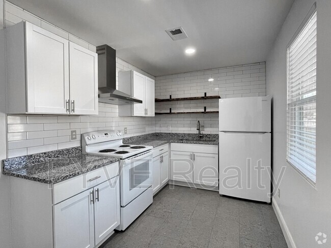 Building Photo - 27 Lutie St Unit #A Rental