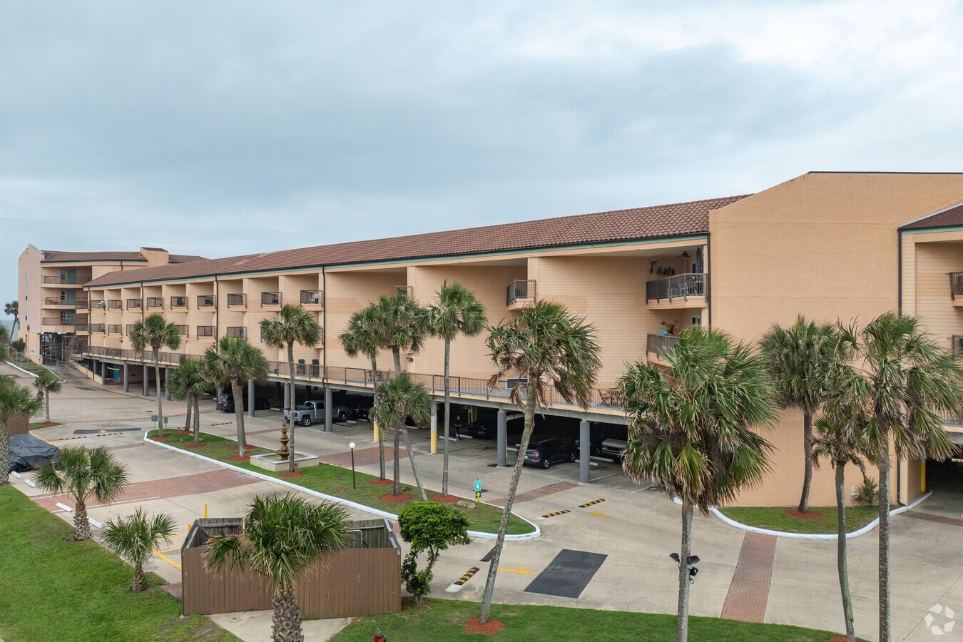 Maravilla Condominiums - Maravilla Condominiums