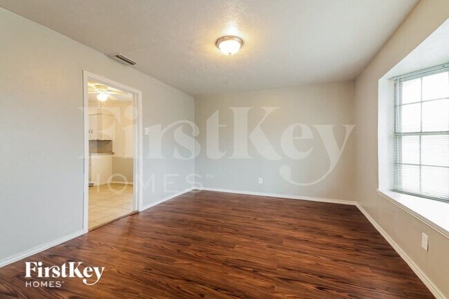 Photo - 4301 Augusta Dr