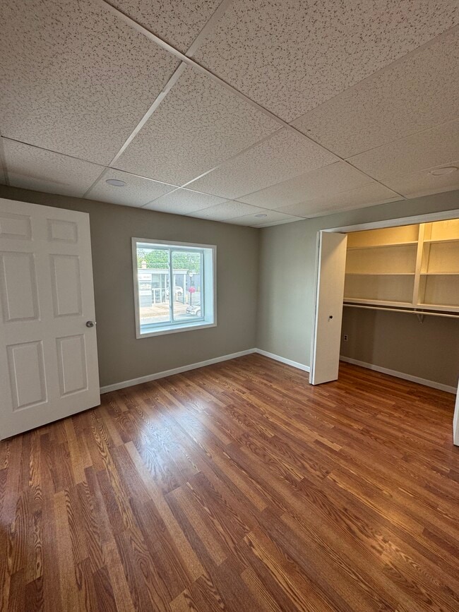 Building Photo - 102 S Main St Rental