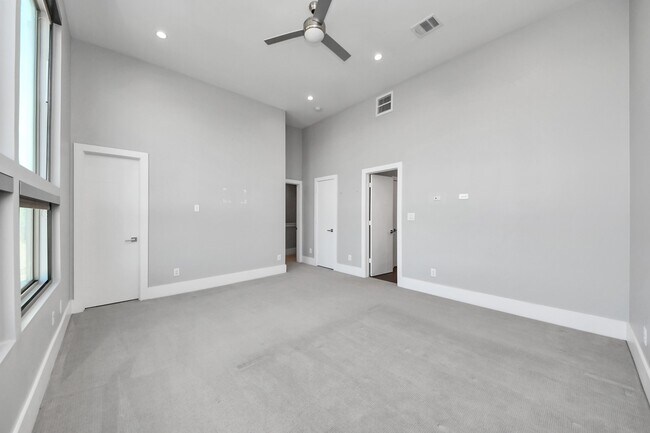 Photo - 3204 Sherman St