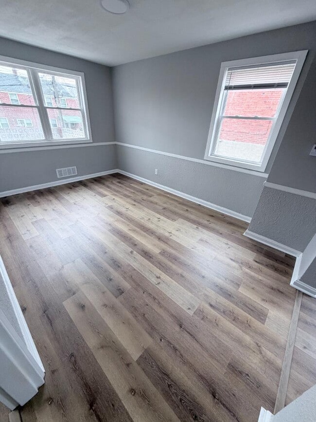 Photo - 5425 Whitlock Rd