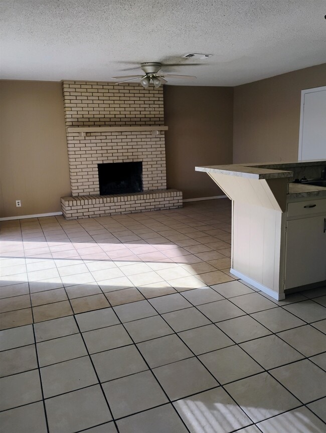 Photo - 219 Elizabeth Dr