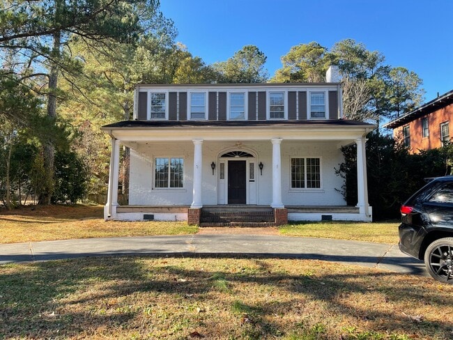 Photo - 620 Falls Rd