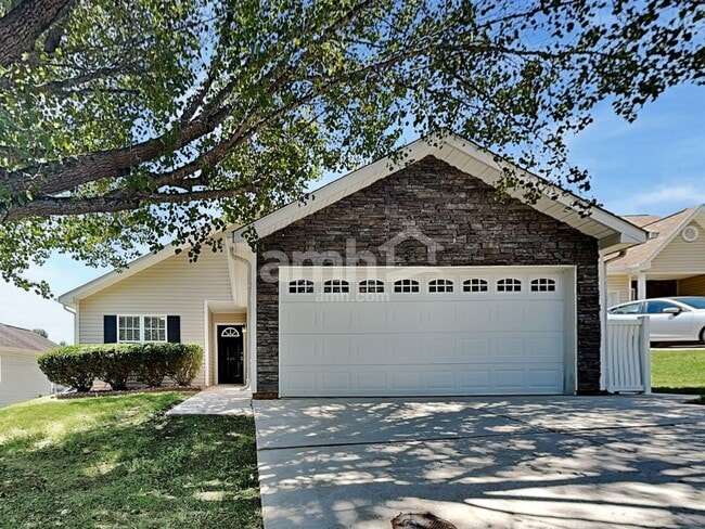 Building Photo - 130 Exeter Ct