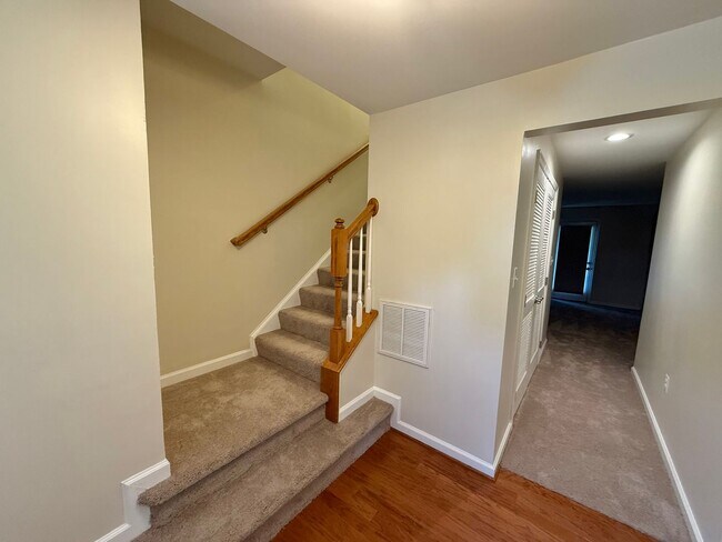 Photo - 2177 Whispering Hollow Ln