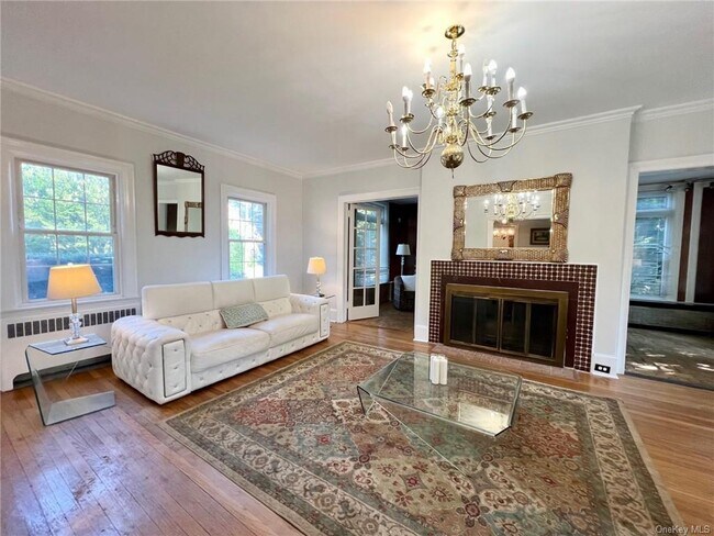 Photo - 70 Frederick Pl