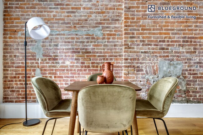 Photo - 110 W 79th St Unit FL3-ID277