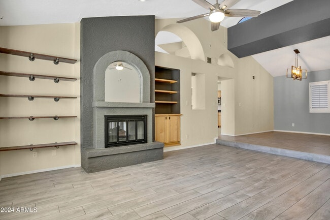 Photo - 16035 N 10th St